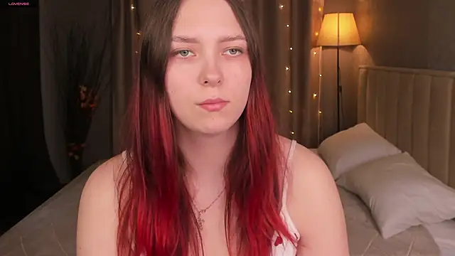 Monica  Queen online show from March 13, 2026, 5:25 am