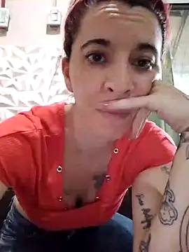 I v i  online show from October 22, 2025, 4:40 pm