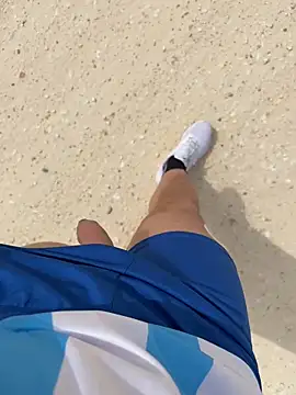 Snapshot of Italianofirenze chatting on April 13, 2026, 10:32 am Italianofirenze online show from April 13, 2026, 10:32 am