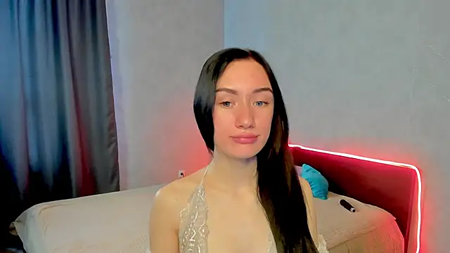 Snapshot of Arina_Meow19 chatting on October 1, 2025, 3:23 am Arina Meow19 online show from October 1, 2025, 3:23 am