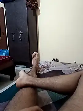 Snapshot of fuckherboi chatting on October 7, 2025, 5:21 pm fuckherboi online show from October 7, 2025, 5:21 pm