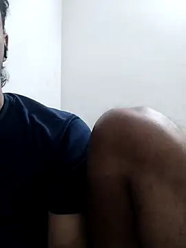 Snapshot of Ilhaamgrey chatting on October 12, 2025, 7:46 pm Ilhaamgrey online show from October 12, 2025, 7:46 pm