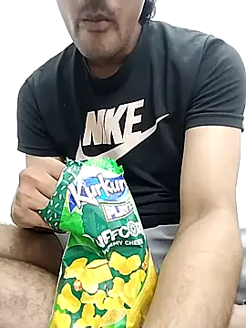 Snapshot of Ilhaamgrey chatting on October 28, 2025, 2:20 pm Ilhaamgrey online show from October 28, 2025, 2:20 pm