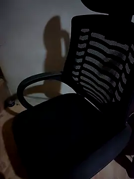 Snapshot of Meoweo_23 chatting on October 6, 2025, 9:01 pm Meoweo 23 online show from October 6, 2025, 9:01 pm