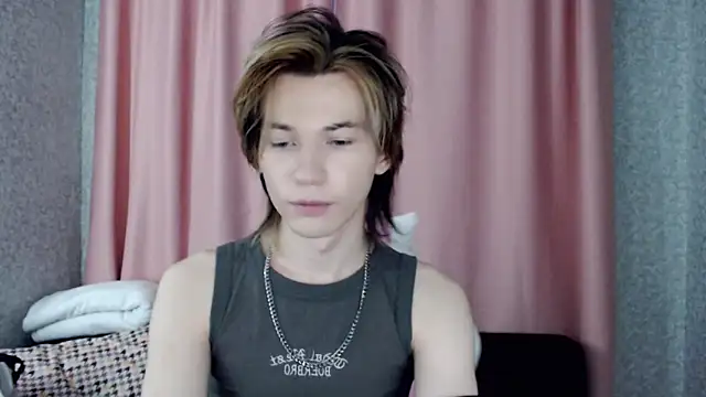 Snapshot of evan_reinhart chatting on September 30, 2025, 2:00 pm evan reinhart online show from September 30, 2025, 2:00 pm