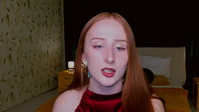 TwilightSerena online show from October 10, 2025, 7:02 pm