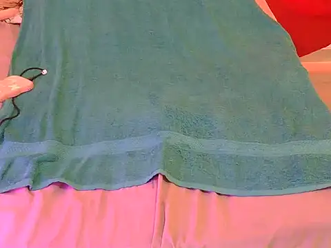 Snapshot of Horny-Alicia chatting on November 12, 2025, 8:37 am Horny-Alicia online show from November 12, 2025, 8:37 am