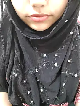 Miss Rose   online show from October 28, 2025, 5:59 pm