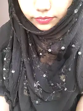 Miss Rose   online show from March 18, 2026, 4:37 am