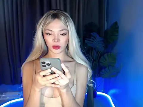 Asian briee143xx online show from April 16, 2026, 4:30 pm