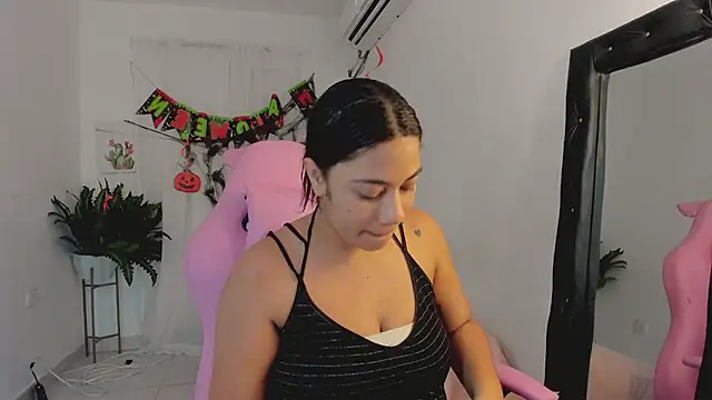 vanelope smith online show from October 30, 2025, 10:43 pm