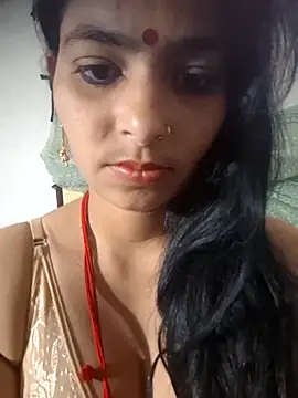 Snapshot of ROMA_99 chatting on November 17, 2025, 10:32 am ROMA 99 online show from November 17, 2025, 10:32 am