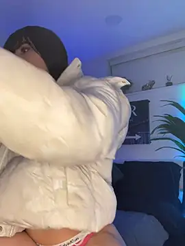 emilycolte online show from January 17, 2026, 2:05 am