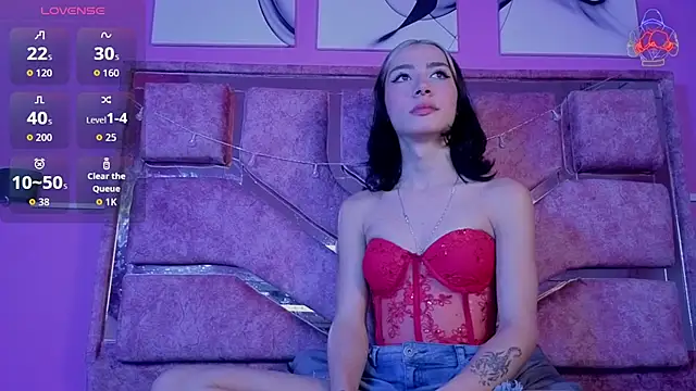 samantaa liov online show from April 18, 2026, 7:40 pm