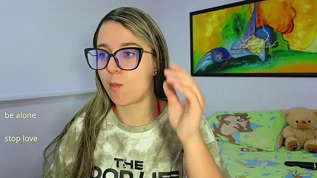 katiaa lovv online show from April 4, 2026, 12:13 pm