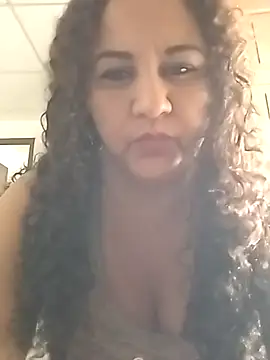 Snapshot of MEYBELLATINA chatting on October 2, 2025, 7:54 pm MEYBELLATINA online show from October 2, 2025, 7:54 pm