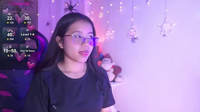 Snapshot of Zoe_Skyler chatting on October 25, 2025, 2:56 pm Zoe Skyler online show from October 25, 2025, 2:56 pm