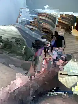 Yassesexy online show from December 2, 2025, 4:51 am