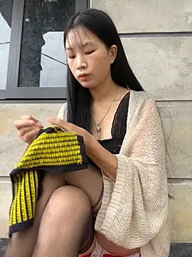 Snapshot of -mayhan11 chatting on October 14, 2025, 2:45 am -mayhan11 online show from October 14, 2025, 2:45 am