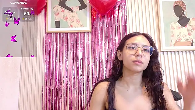 Abrilmirren online show from February 7, 2026, 11:25 am