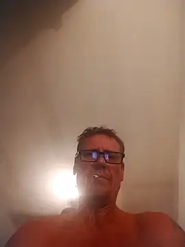 Snapshot of baldblondeshaven chatting on October 31, 2025, 4:35 am baldblondeshaven online show from October 31, 2025, 4:35 am