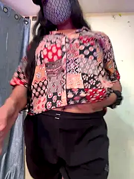 Snapshot of Lisa_afreen chatting on October 5, 2025, 6:23 am Lisa afreen online show from October 5, 2025, 6:23 am