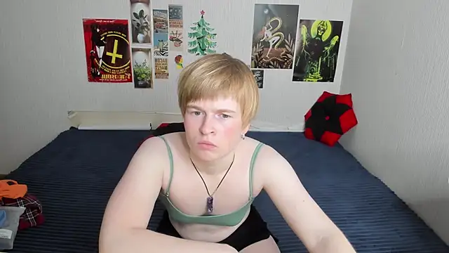 Cattie w  online show from April 2, 2026, 1:14 am