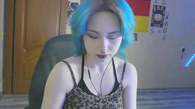 LeisaHopperstad online show from February 5, 2026, 2:11 pm