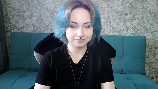 LeisaHopperstad online show from April 11, 2026, 2:10 pm