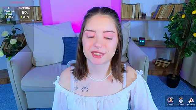  Amelia Shine  online show from November 12, 2025, 1:39 am