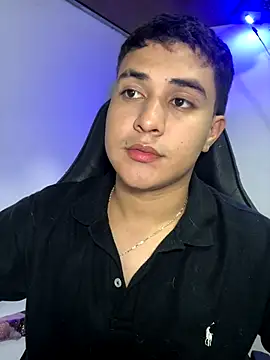 Snapshot of loki32men chatting on October 25, 2025, 5:04 am loki32men online show from October 25, 2025, 5:04 am