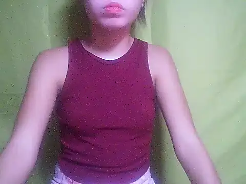 SweetPussie18x online show from November 17, 2025, 1:39 pm