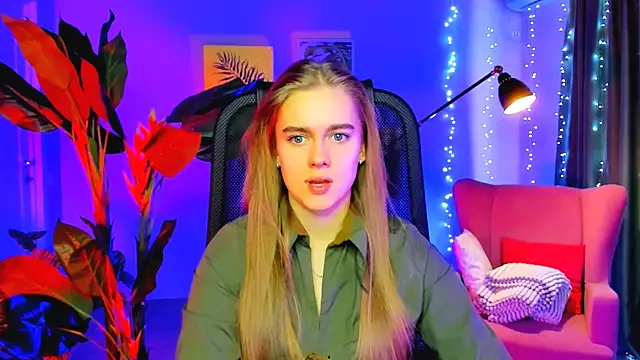 JuneWoods online show from February 23, 2026, 9:17 am