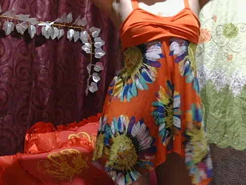 Kristinalui online show from December 3, 2025, 12:03 pm