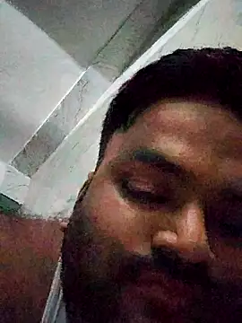 Snapshot of desiyouth94 chatting on November 5, 2025, 4:40 pm desiyouth94 online show from November 5, 2025, 4:40 pm