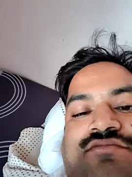 Snapshot of desiyouth94 chatting on November 23, 2025, 4:12 am desiyouth94 online show from November 23, 2025, 4:12 am