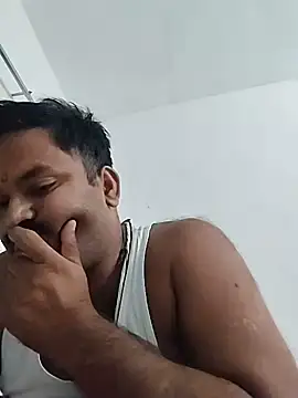 Snapshot of desiyouth94 chatting on November 25, 2025, 2:28 pm desiyouth94 online show from November 25, 2025, 2:28 pm