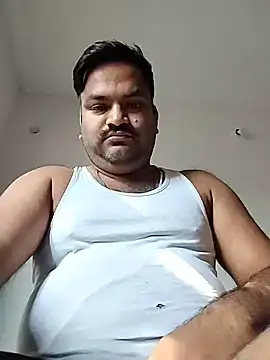 Snapshot of desiyouth94 chatting on November 26, 2025, 4:35 am desiyouth94 online show from November 26, 2025, 4:35 am