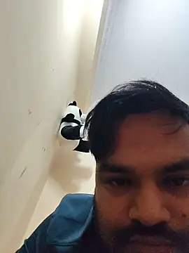 Snapshot of desiyouth94 chatting on March 3, 2026, 4:24 pm desiyouth94 online show from March 3, 2026, 4:24 pm