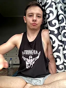 Snapshot of KirilStella chatting on October 1, 2025, 1:44 am KirilStella online show from October 1, 2025, 1:44 am