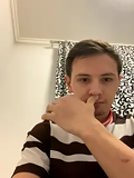 Snapshot of KirilStella chatting on October 15, 2025, 6:08 pm KirilStella online show from October 15, 2025, 6:08 pm