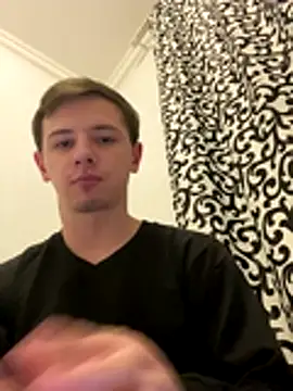 Snapshot of KirilStella chatting on October 19, 2025, 6:19 pm KirilStella online show from October 19, 2025, 6:19 pm