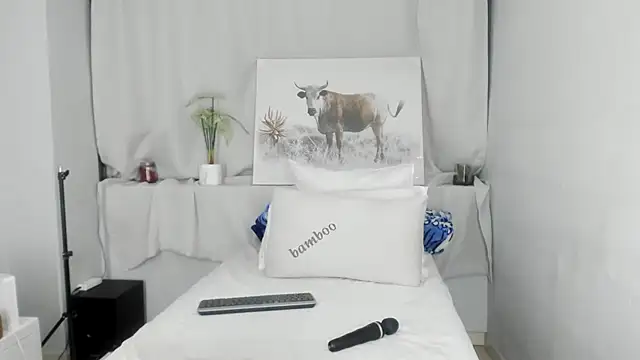 ConnieSmall24 online show from October 6, 2025, 9:56 pm