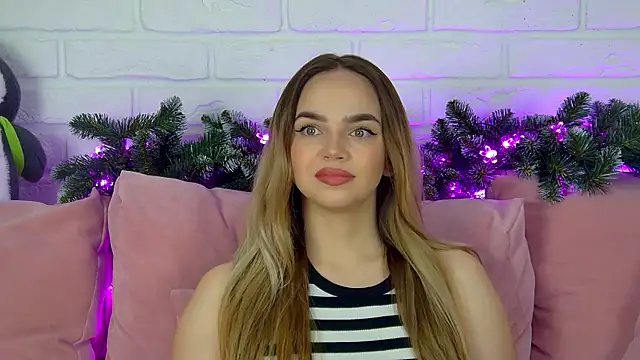 AnitaVenture online show from December 20, 2025, 4:30 am