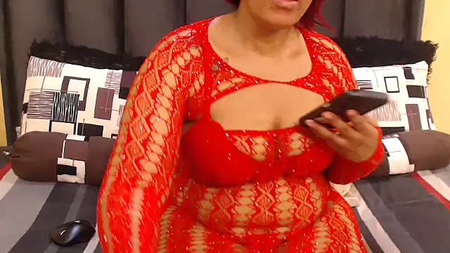 CurvyQueenx2 online show from July 26, 2026, 3:52 pm