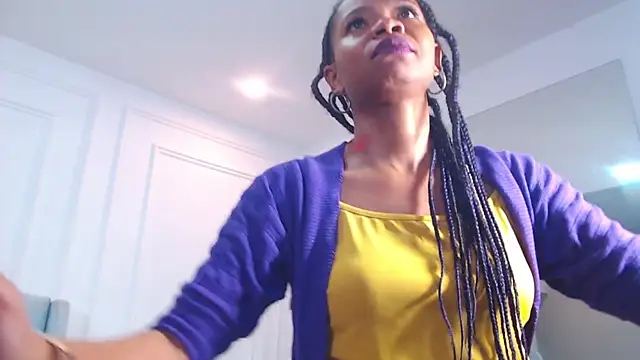 Snapshot of ChantalGarner chatting on November 7, 2025, 1:11 pm ChantalGarner online show from November 7, 2025, 1:11 pm
