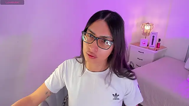 cherrylady 02 online show from December 5, 2025, 12:25 pm