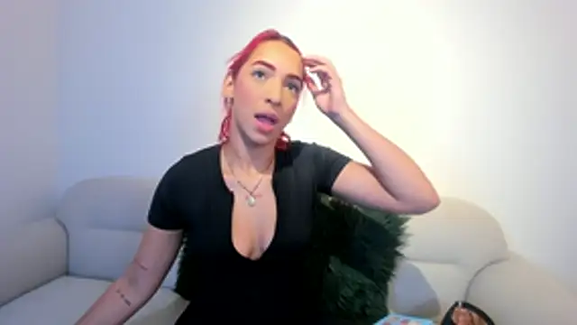 Snapshot of theladymonserrateshow chatting on November 18, 2025, 12:42 pm theladymonserrateshow online show from November 18, 2025, 12:42 pm