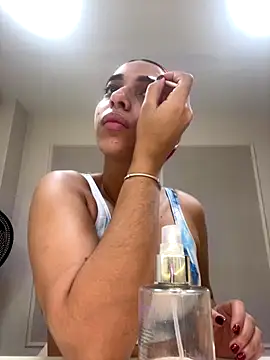 Snapshot of theladymonserrateshow chatting on December 2, 2025, 12:10 pm theladymonserrateshow online show from December 2, 2025, 12:10 pm