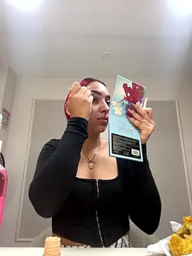 Snapshot of theladymonserrateshow chatting on January 19, 2026, 11:47 am theladymonserrateshow online show from January 19, 2026, 11:47 am